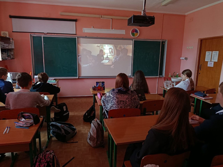 Киноуроки «История страны: история преодолений и побед».